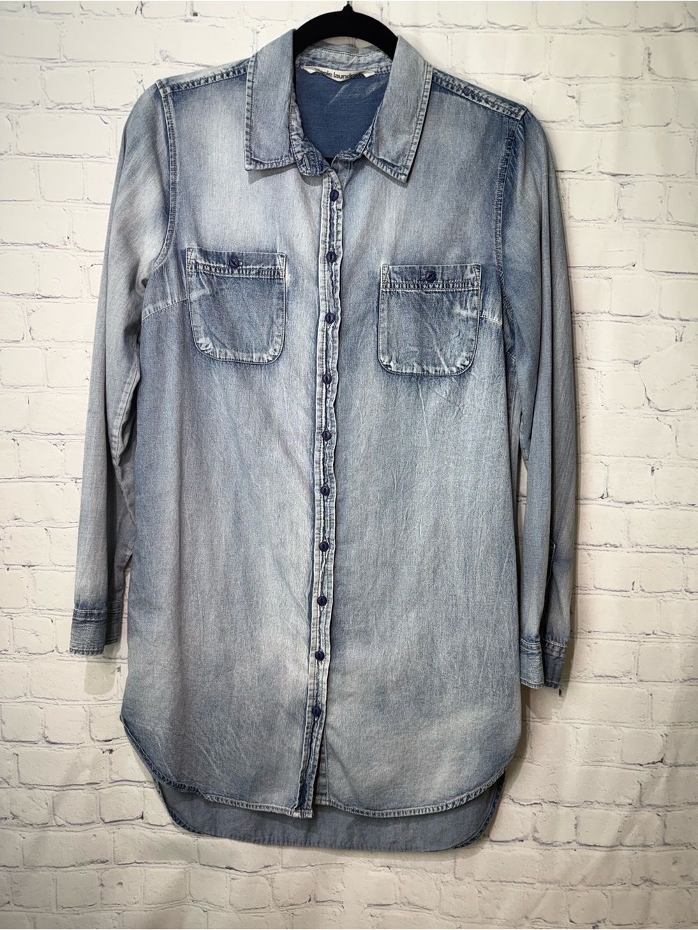 hippie laundry size medium chambray tunic